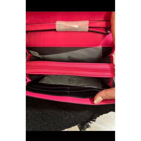 NWT-Simply Vera Wang Florida Hot Pink Crossbody - Picture 7 of 11